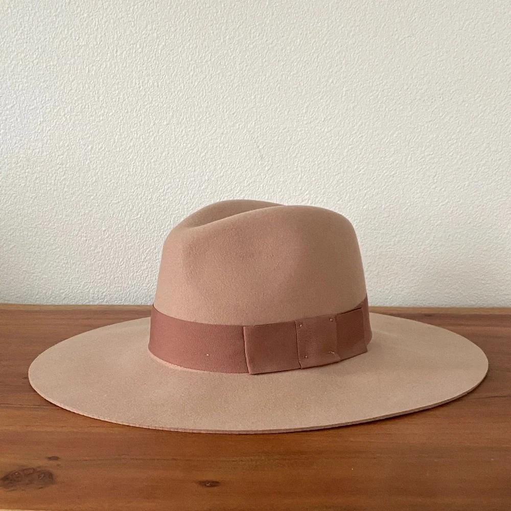 Brixton Joanna neutral felt wool hat wide floppy brim fedora grosgrain ribbon M